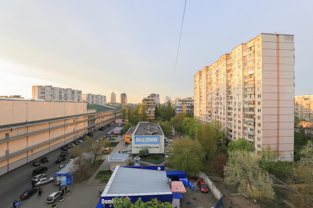 كييف Apartment On Obolonskiy Prospect 12 المظهر الخارجي الصورة